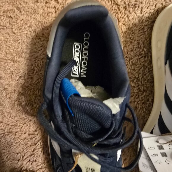 adidas Run 84 "Cloudfoam Comfort" – Men’s Size 12 –Lightweight Cushioned Sneaker - Picture 5 of 9